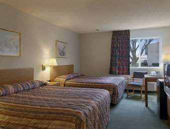 Days Inn By Wyndham Charleston Bilik gambar