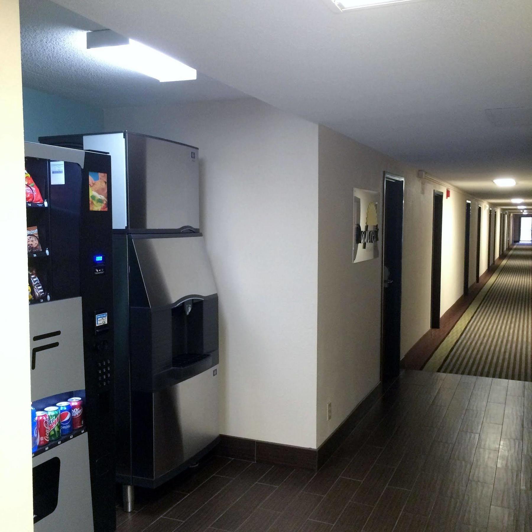 Days Inn By Wyndham Charleston Luaran gambar